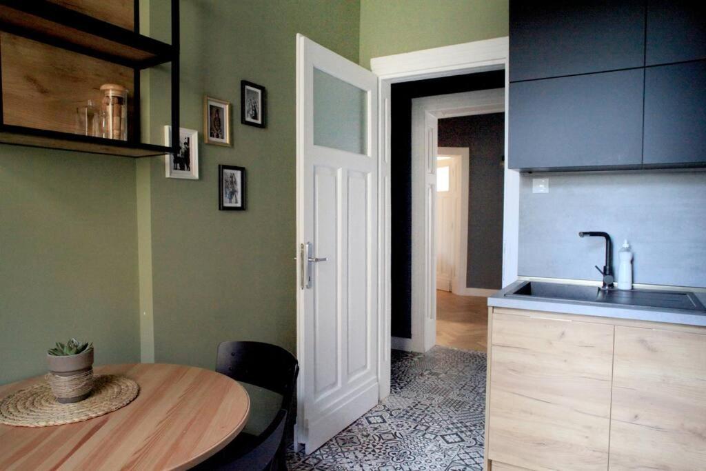 *Citadel* 2Br - City Center 소피아 외부 사진